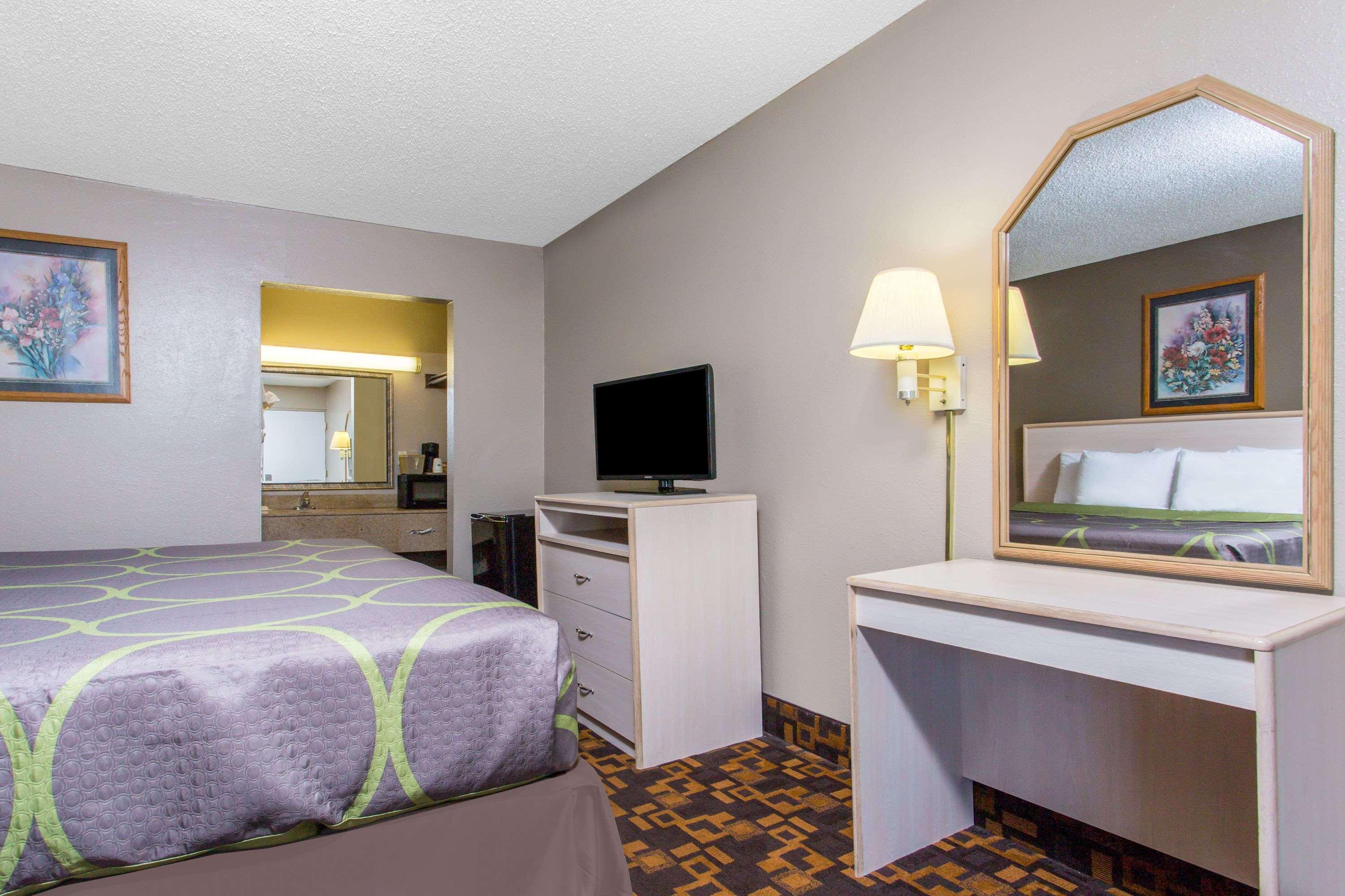 Super 8 By Wyndham Antioch/Nashville South East Zewnętrze zdjęcie